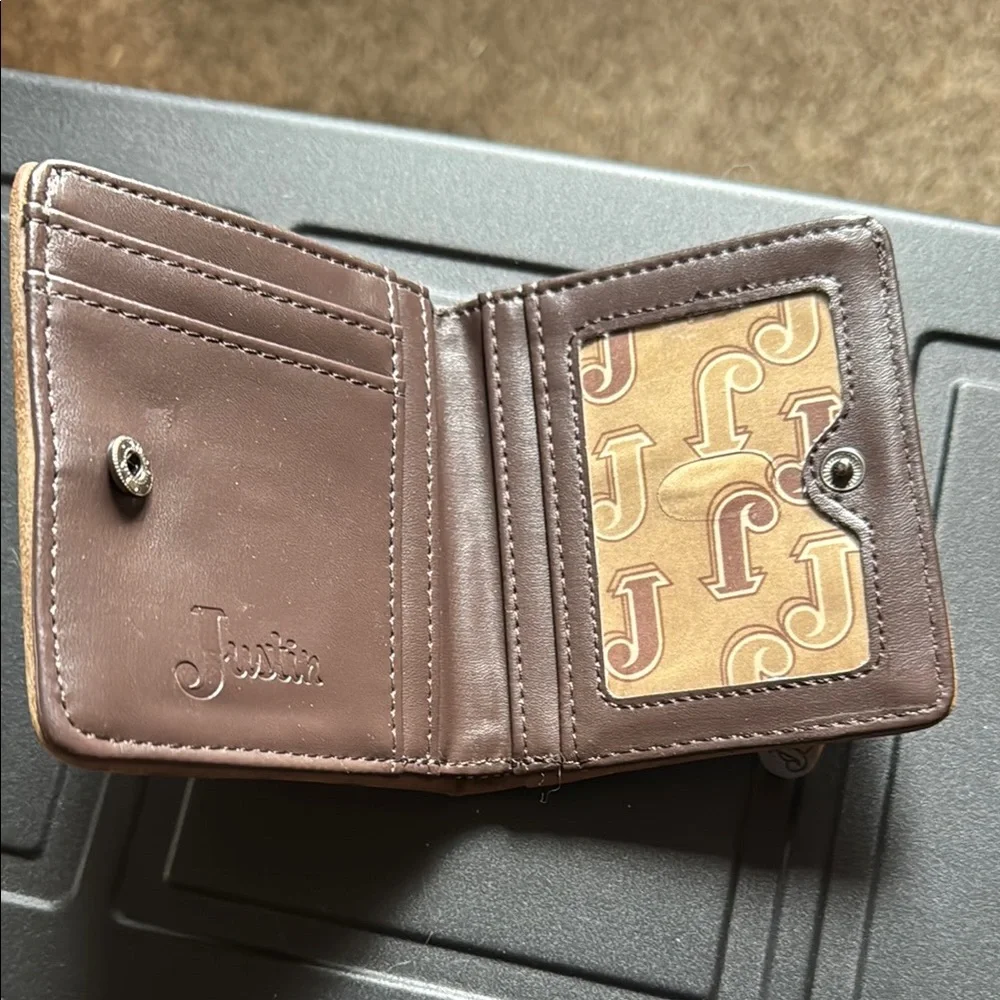 NWOT Elegant Justin leather and lace Wallet - Picture 5 of 5